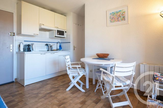 Appartement T2 à vendre - 2 pièces - 22.3 m2 - BORMES LES MIMOSAS - 83 - PROVENCE-ALPES-COTE-D-AZUR - Century 21 Net-Immo Agency