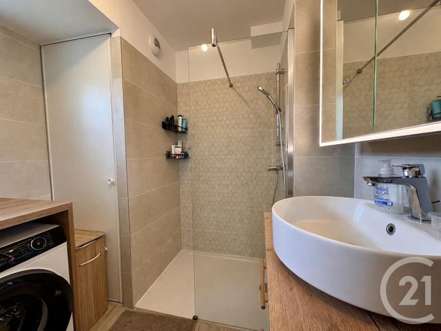 Appartement à vendre - 3 pièces - 58.0 m2 - BORMES LES MIMOSAS - 83 - PROVENCE-ALPES-COTE-D-AZUR - Century 21 Net-Immo Agency