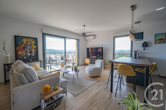 Appartement à vendre - 3 pièces - 58.0 m2 - BORMES LES MIMOSAS - 83 - PROVENCE-ALPES-COTE-D-AZUR - Century 21 Net-Immo Agency