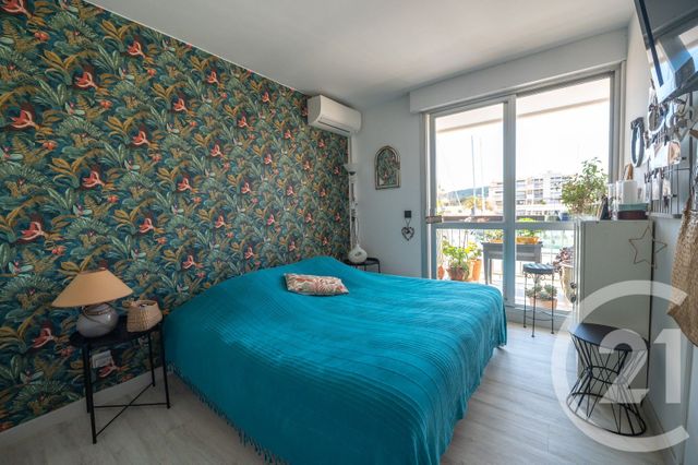 Appartement T3 à vendre - 3 pièces - 72.6 m2 - BORMES LES MIMOSAS - 83 - PROVENCE-ALPES-COTE-D-AZUR - Century 21 Net-Immo Agency