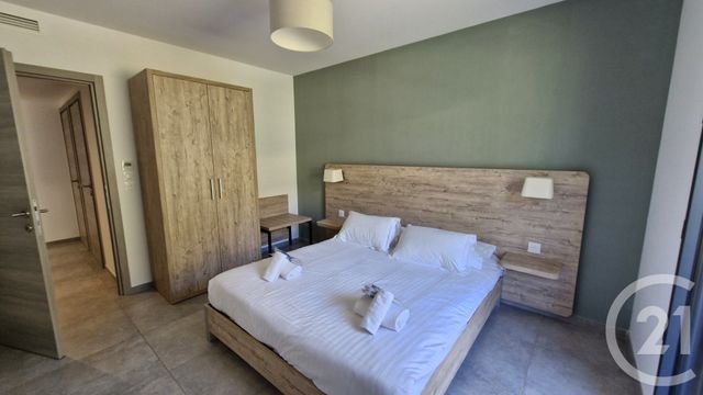 Appartement T3 à vendre - 3 pièces - 63.49 m2 - LE LAVANDOU - 83 - PROVENCE-ALPES-COTE-D-AZUR - Century 21 Net-Immo Agency