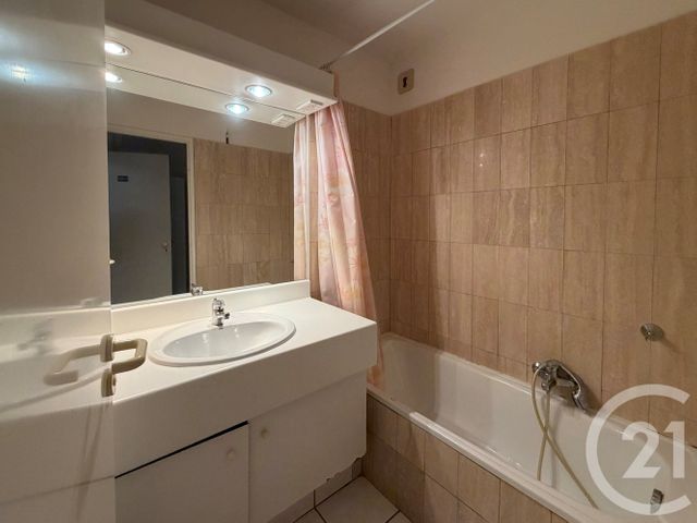 Appartement T2 à vendre - 2 pièces - 49.56 m2 - LE LAVANDOU - 83 - PROVENCE-ALPES-COTE-D-AZUR - Century 21 Net-Immo Agency