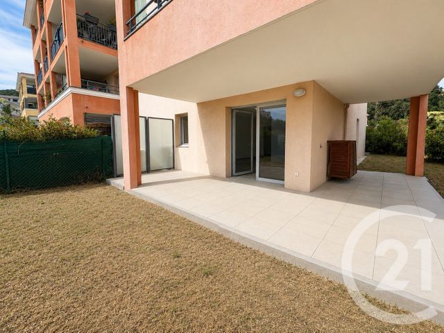 Appartement T3 à vendre - 3 pièces - 62.1 m2 - BORMES LES MIMOSAS - 83 - PROVENCE-ALPES-COTE-D-AZUR - Century 21 Net-Immo Agency