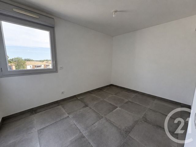 Appartement T4 à vendre - 4 pièces - 80.2 m2 - BORMES LES MIMOSAS - 83 - PROVENCE-ALPES-COTE-D-AZUR - Century 21 Net-Immo Agency