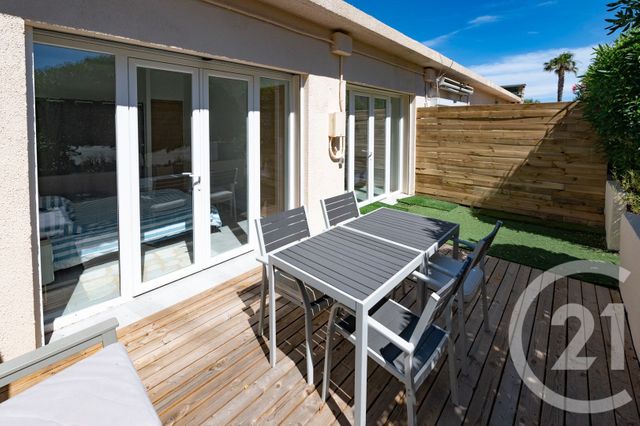 Appartement T2 à vendre - 2 pièces - 34.24 m2 - LE LAVANDOU - 83 - PROVENCE-ALPES-COTE-D-AZUR - Century 21 Net-Immo Agency