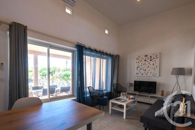Appartement T2 à vendre - 2 pièces - 33.24 m2 - LE LAVANDOU - 83 - PROVENCE-ALPES-COTE-D-AZUR - Century 21 Net-Immo Agency