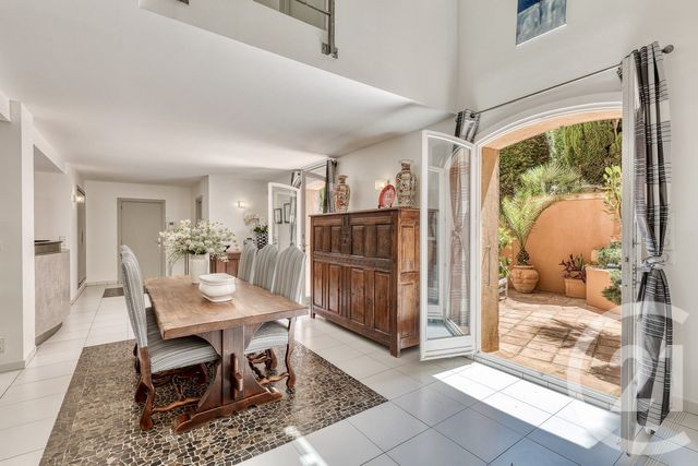 maison à vendre - 6 pièces - 204.0 m2 - HYERES - 83 - PROVENCE-ALPES-COTE-D-AZUR - Century 21 Net-Immo Agency