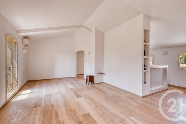 maison à vendre - 6 pièces - 204.0 m2 - HYERES - 83 - PROVENCE-ALPES-COTE-D-AZUR - Century 21 Net-Immo Agency