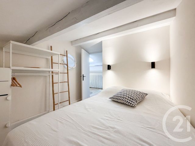 Appartement Duplex à vendre - 4 pièces - 48.0 m2 - LE LAVANDOU - 83 - PROVENCE-ALPES-COTE-D-AZUR - Century 21 Net-Immo Agency