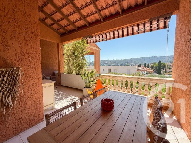 Appartement Duplex à vendre - 4 pièces - 48.0 m2 - LE LAVANDOU - 83 - PROVENCE-ALPES-COTE-D-AZUR - Century 21 Net-Immo Agency