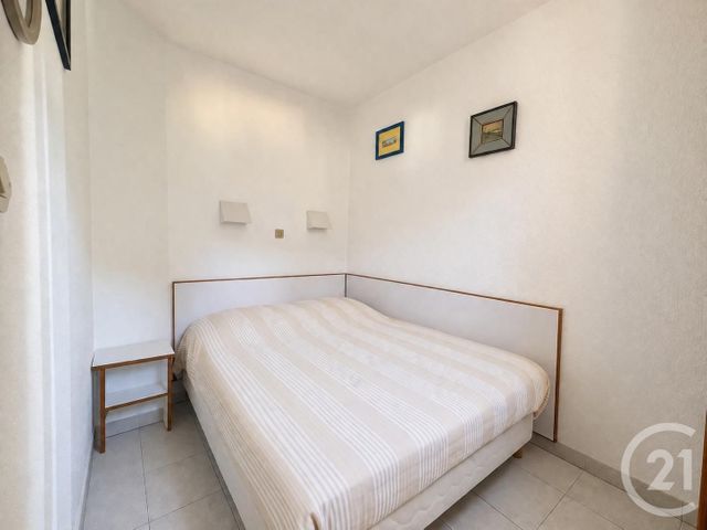 Appartement T2 à vendre - 2 pièces - 27.95 m2 - LE LAVANDOU - 83 - PROVENCE-ALPES-COTE-D-AZUR - Century 21 Net-Immo Agency