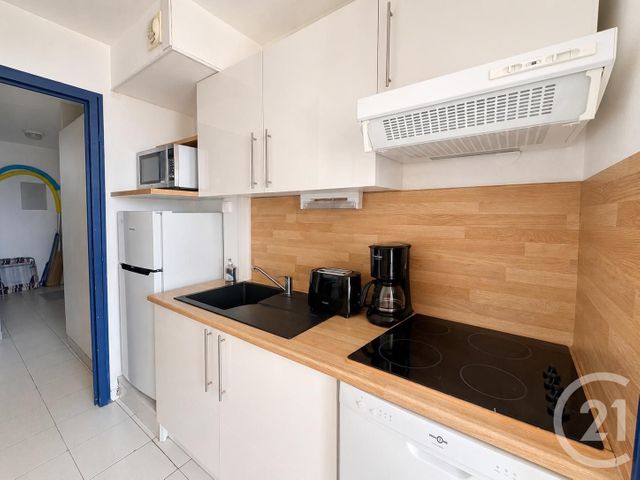 Appartement T2 à vendre - 2 pièces - 27.95 m2 - LE LAVANDOU - 83 - PROVENCE-ALPES-COTE-D-AZUR - Century 21 Net-Immo Agency