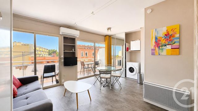 Appartement Studio Cabine à vendre LE LAVANDOU