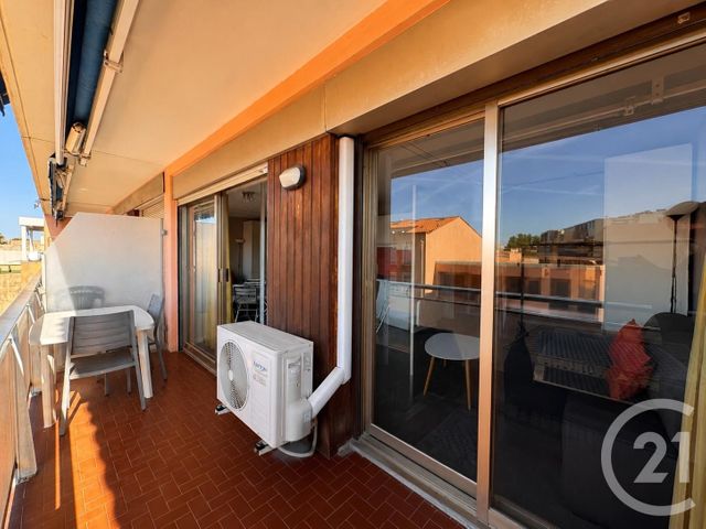 Appartement Studio Cabine à vendre - 1 pièce - 25.42 m2 - LE LAVANDOU - 83 - PROVENCE-ALPES-COTE-D-AZUR - Century 21 Net-Immo Agency