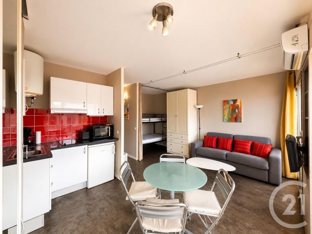 Appartement Studio Cabine à vendre - 1 pièce - 25.42 m2 - LE LAVANDOU - 83 - PROVENCE-ALPES-COTE-D-AZUR - Century 21 Net-Immo Agency