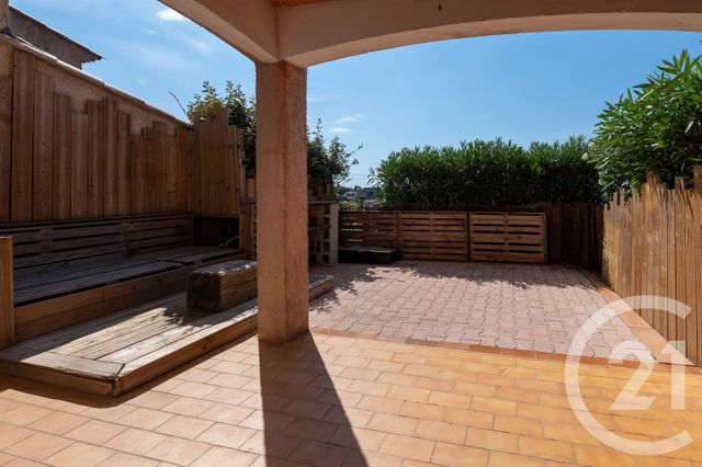 maison à vendre - 4 pièces - 75.0 m2 - BORMES LES MIMOSAS - 83 - PROVENCE-ALPES-COTE-D-AZUR - Century 21 Net-Immo Agency