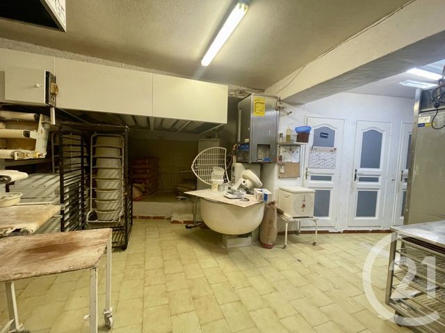 maison à vendre - 7 pièces - 226.0 m2 - LE LAVANDOU - 83 - PROVENCE-ALPES-COTE-D-AZUR - Century 21 Net-Immo Agency