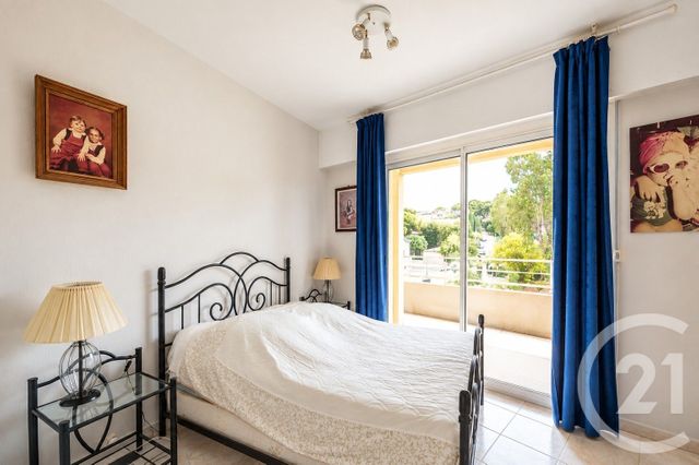 Appartement T2 à vendre - 2 pièces - 39.2 m2 - BORMES LES MIMOSAS - 83 - PROVENCE-ALPES-COTE-D-AZUR - Century 21 Net-Immo Agency
