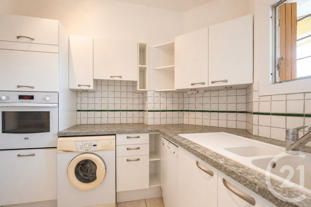 Appartement T2 à vendre - 2 pièces - 39.2 m2 - BORMES LES MIMOSAS - 83 - PROVENCE-ALPES-COTE-D-AZUR - Century 21 Net-Immo Agency