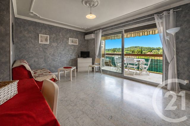 Appartement T1 à vendre - 1 pièce - 31.2 m2 - LE LAVANDOU - 83 - PROVENCE-ALPES-COTE-D-AZUR - Century 21 Net-Immo Agency