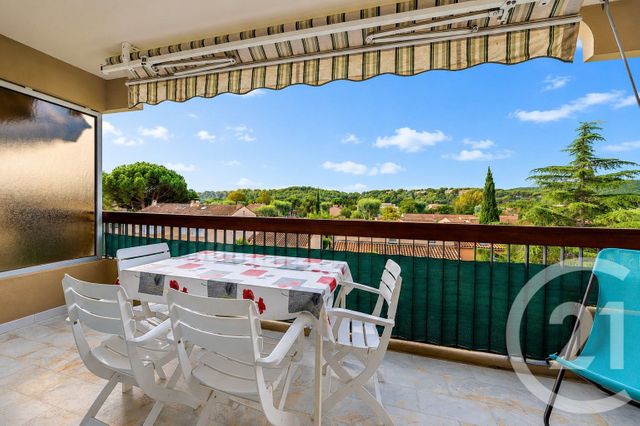 Appartement T1 à vendre - 1 pièce - 31.2 m2 - LE LAVANDOU - 83 - PROVENCE-ALPES-COTE-D-AZUR - Century 21 Net-Immo Agency