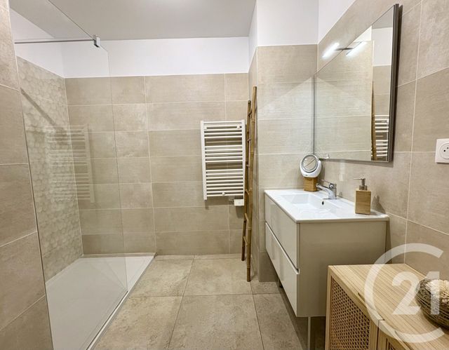 Appartement T2 à vendre - 2 pièces - 38.2 m2 - BORMES LES MIMOSAS - 83 - PROVENCE-ALPES-COTE-D-AZUR - Century 21 Net-Immo Agency