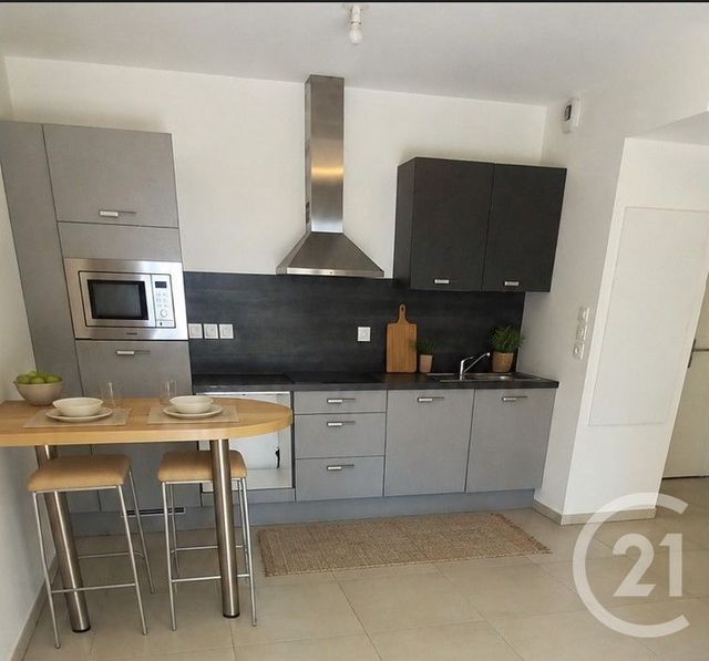 Appartement T2 à vendre - 2 pièces - 41.8 m2 - BORMES LES MIMOSAS - 83 - PROVENCE-ALPES-COTE-D-AZUR - Century 21 Net-Immo Agency
