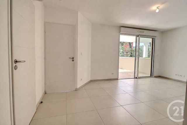 Appartement T2 à vendre - 2 pièces - 41.8 m2 - BORMES LES MIMOSAS - 83 - PROVENCE-ALPES-COTE-D-AZUR - Century 21 Net-Immo Agency