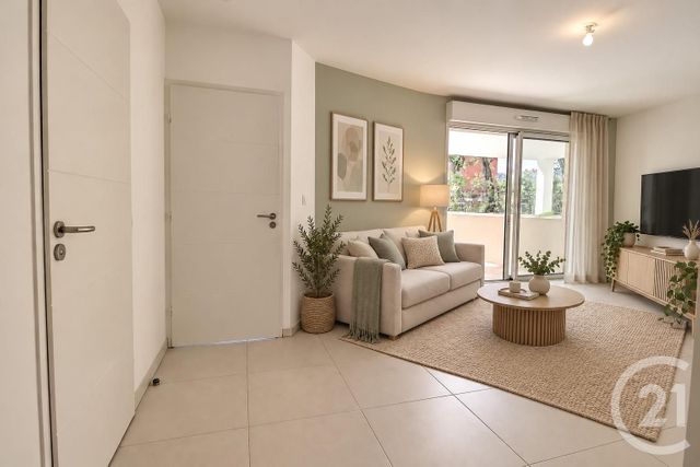 Appartement T2 à vendre - 2 pièces - 41.8 m2 - BORMES LES MIMOSAS - 83 - PROVENCE-ALPES-COTE-D-AZUR - Century 21 Net-Immo Agency