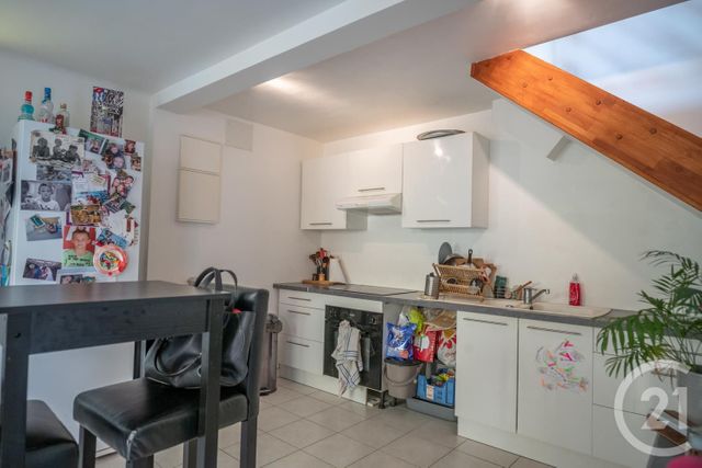 Afficher la photo en grand appartement à vendre - 3 pièces - 64.0 m2 - BORMES LES MIMOSAS - 83 - PROVENCE-ALPES-COTE-D-AZUR - Century 21 Net-Immo Agency