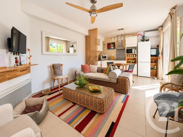 Appartement T3 à vendre - 3 pièces - 61.03 m2 - BORMES LES MIMOSAS - 83 - PROVENCE-ALPES-COTE-D-AZUR - Century 21 Net-Immo Agency