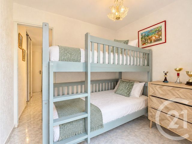 Appartement T3 à vendre - 3 pièces - 65.21 m2 - LE LAVANDOU - 83 - PROVENCE-ALPES-COTE-D-AZUR - Century 21 Net-Immo Agency