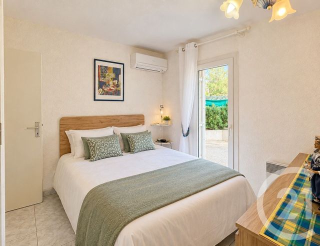 Appartement T3 à vendre - 3 pièces - 65.21 m2 - LE LAVANDOU - 83 - PROVENCE-ALPES-COTE-D-AZUR - Century 21 Net-Immo Agency