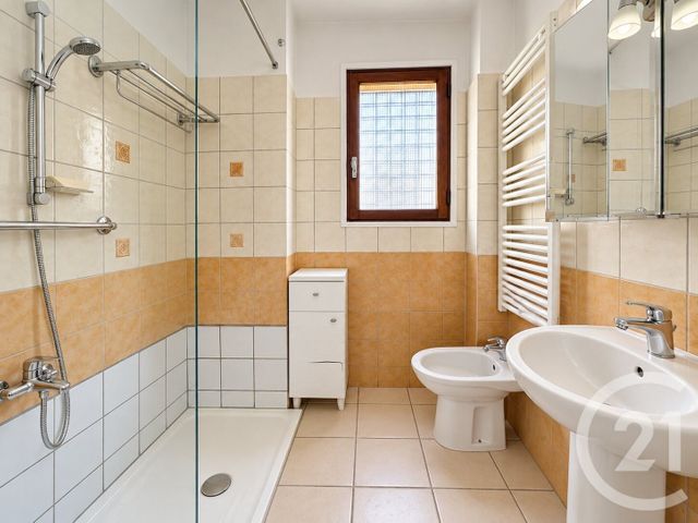 Appartement T3 à vendre - 3 pièces - 59.0 m2 - BORMES LES MIMOSAS - 83 - PROVENCE-ALPES-COTE-D-AZUR - Century 21 Net-Immo Agency