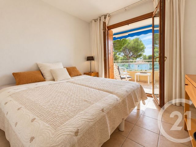 Appartement T3 à vendre - 3 pièces - 59.0 m2 - BORMES LES MIMOSAS - 83 - PROVENCE-ALPES-COTE-D-AZUR - Century 21 Net-Immo Agency