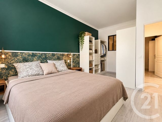 Appartement T3 à vendre - 3 pièces - 66.74 m2 - HYERES - 83 - PROVENCE-ALPES-COTE-D-AZUR - Century 21 Net-Immo Agency