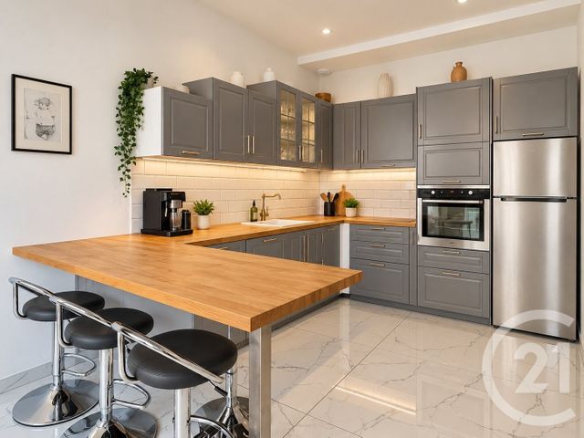 Appartement T3 à vendre - 3 pièces - 66.74 m2 - HYERES - 83 - PROVENCE-ALPES-COTE-D-AZUR - Century 21 Net-Immo Agency