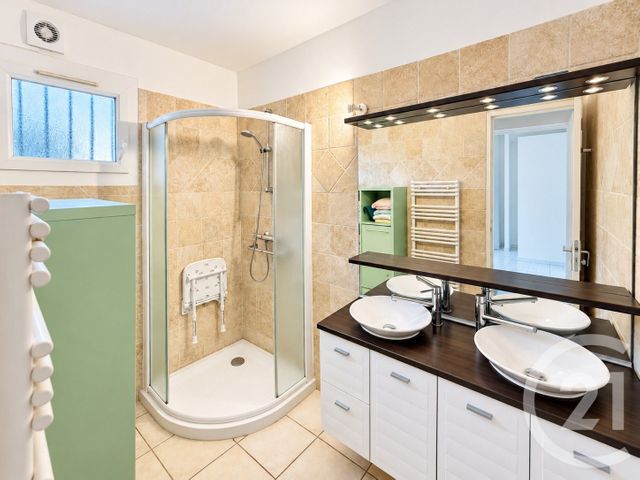 Appartement F2 à vendre - 2 pièces - 42.94 m2 - LE LAVANDOU - 83 - PROVENCE-ALPES-COTE-D-AZUR - Century 21 Net-Immo Agency
