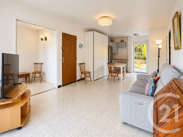 Appartement F2 à vendre - 2 pièces - 42.94 m2 - LE LAVANDOU - 83 - PROVENCE-ALPES-COTE-D-AZUR - Century 21 Net-Immo Agency