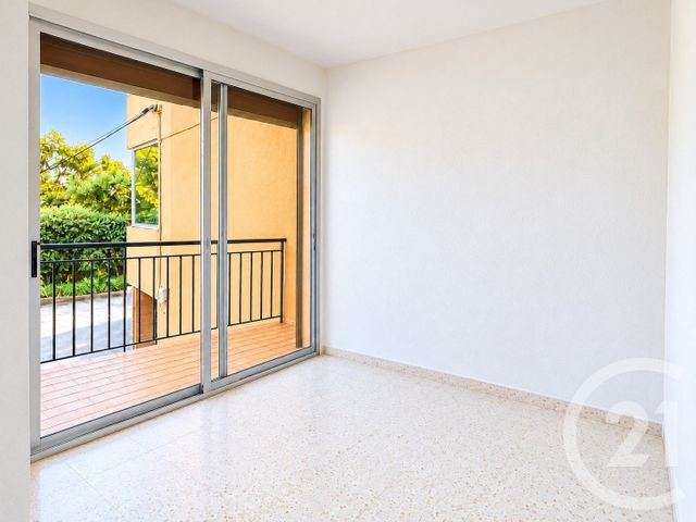 Appartement F2 à vendre - 2 pièces - 42.94 m2 - LE LAVANDOU - 83 - PROVENCE-ALPES-COTE-D-AZUR - Century 21 Net-Immo Agency