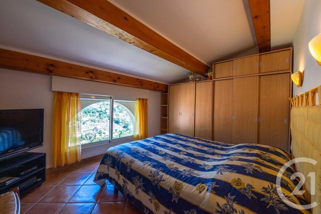 Afficher la photo en grand maison à vendre - 7 pièces - 152.37 m2 - LE LAVANDOU - 83 - PROVENCE-ALPES-COTE-D-AZUR - Century 21 Net-Immo Agency