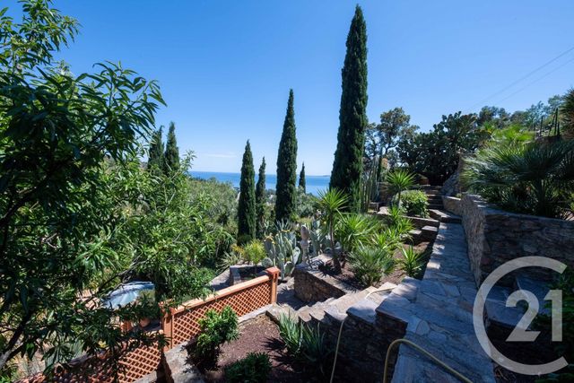 Afficher la photo en grand maison à vendre - 7 pièces - 152.37 m2 - LE LAVANDOU - 83 - PROVENCE-ALPES-COTE-D-AZUR - Century 21 Net-Immo Agency