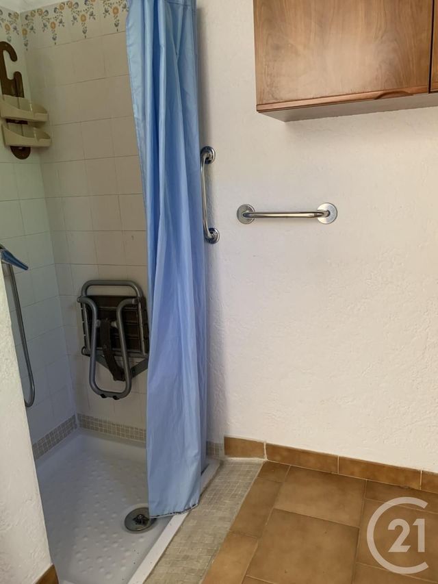 maison à vendre - 2 pièces - 26.71 m2 - LE LAVANDOU - 83 - PROVENCE-ALPES-COTE-D-AZUR - Century 21 Net-Immo Agency maison à vendre - 2 pièces - 26.71 m2 - LE LAVANDOU - 83 - PROVENCE-ALPES-COTE-D-AZUR - Century 21 Net-Immo Agency