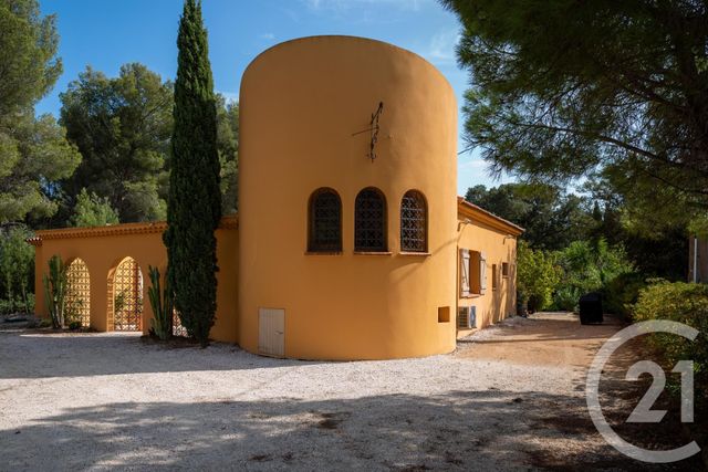 Afficher la photo en grand maison à vendre - 7 pièces - 180.0 m2 - BORMES LES MIMOSAS - 83 - PROVENCE-ALPES-COTE-D-AZUR - Century 21 Net-Immo Agency