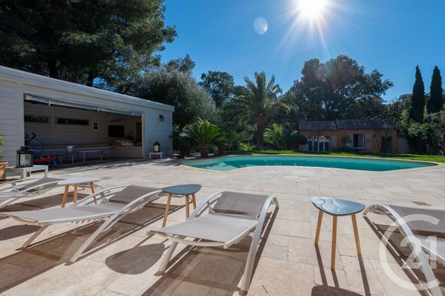 Afficher la photo en grand maison à vendre - 7 pièces - 180.0 m2 - BORMES LES MIMOSAS - 83 - PROVENCE-ALPES-COTE-D-AZUR - Century 21 Net-Immo Agency