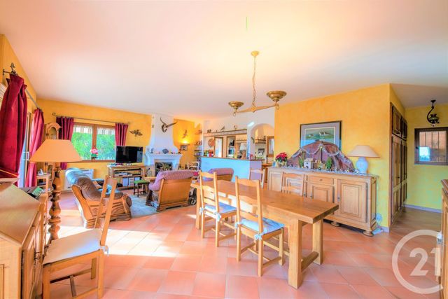 Afficher la photo en grand maison à vendre - 4 pièces - 125.0 m2 - LE LAVANDOU - 83 - PROVENCE-ALPES-COTE-D-AZUR - Century 21 Net-Immo Agency