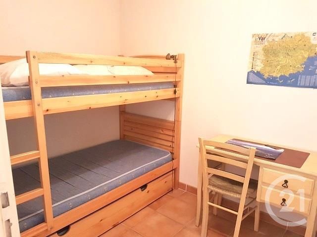 Afficher la photo en grand Appartement F3 à vendre - 3 pièces - 51.0 m2 - BORMES LES MIMOSAS - 83 - PROVENCE-ALPES-COTE-D-AZUR - Century 21 Net-Immo Agency