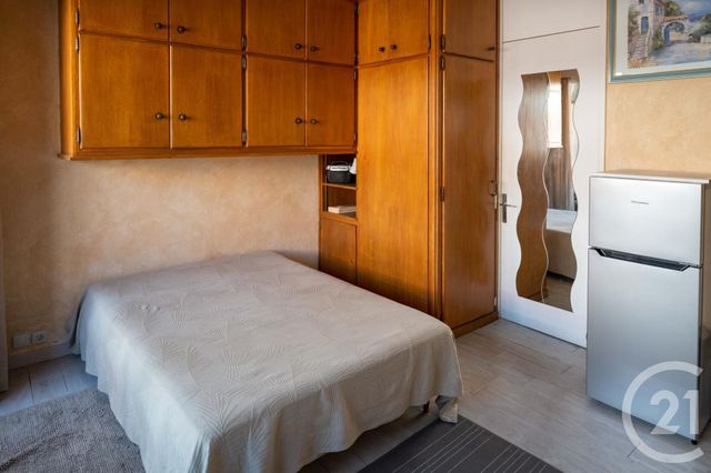 Studio à vendre - 1 pièce - 16.45 m2 - LE LAVANDOU - 83 - PROVENCE-ALPES-COTE-D-AZUR - Century 21 Net-Immo Agency Studio à vendre - 1 pièce - 16.45 m2 - LE LAVANDOU - 83 - PROVENCE-ALPES-COTE-D-AZUR - Century 21 Net-Immo Agency