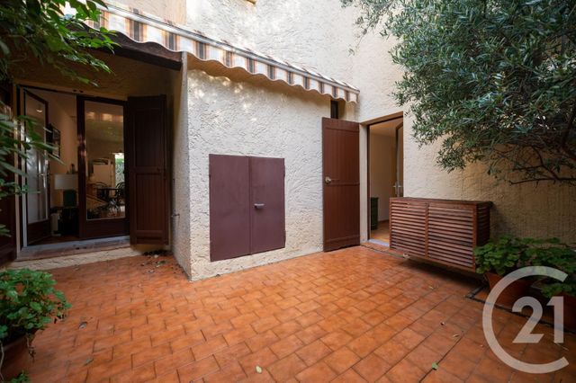 appartement - LE LAVANDOU - 83