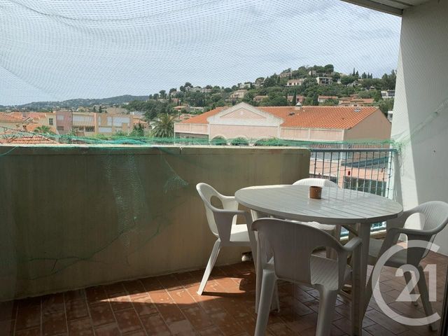 Appartement F1 à vendre - 1 pièce - 30.64 m2 - LE LAVANDOU - 83 - PROVENCE-ALPES-COTE-D-AZUR - Century 21 Net-Immo Agency Appartement F1 à vendre - 1 pièce - 30.64 m2 - LE LAVANDOU - 83 - PROVENCE-ALPES-COTE-D-AZUR - Century 21 Net-Immo Agency